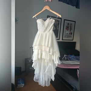 Elegant Cream Strapless Grad/Prom Dress